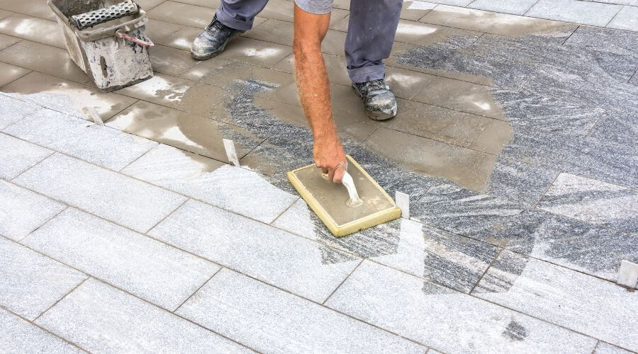 Professional gutter cleaning in Carmel, CA